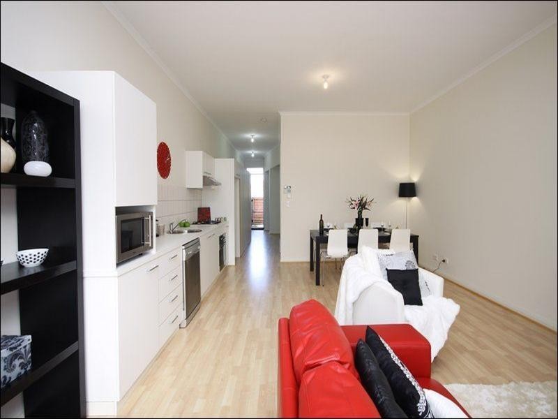 9 Templeton Street, Mawson Lakes SA 5095