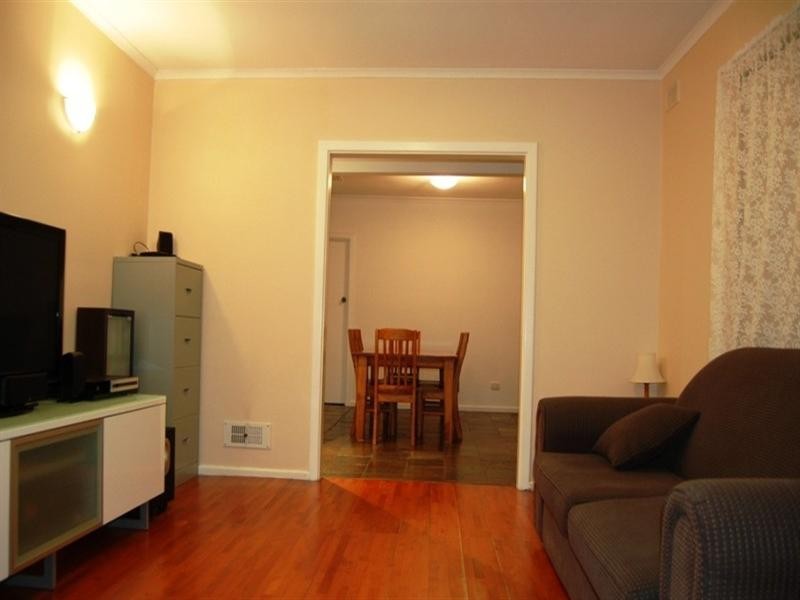 21 Nottingham Crescent, Valley View SA 5093