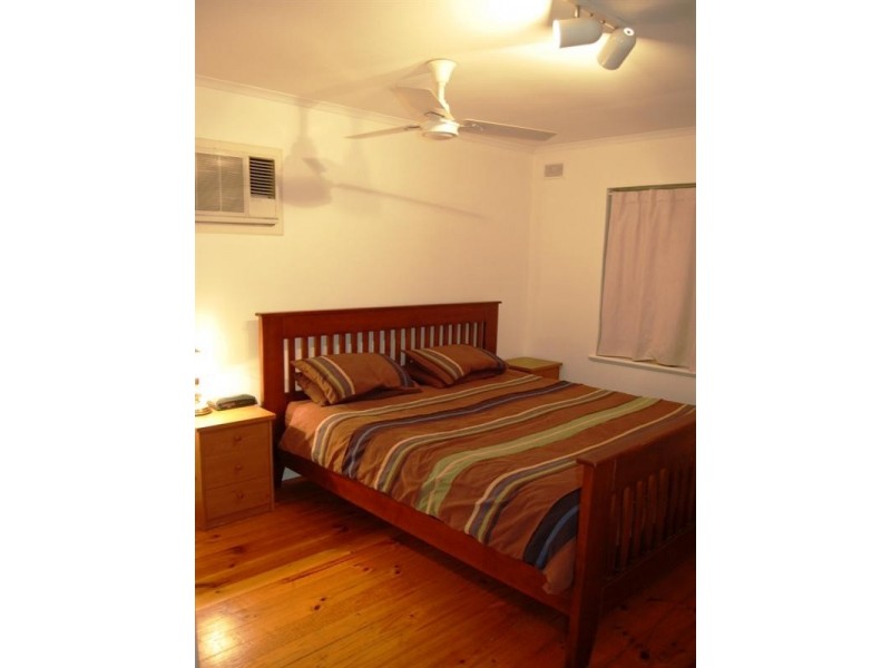 21 Nottingham Crescent, Valley View SA 5093