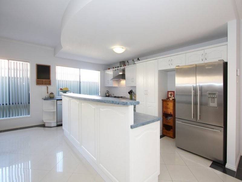 115 Sanctuary Drive, Mawson Lakes SA 5095