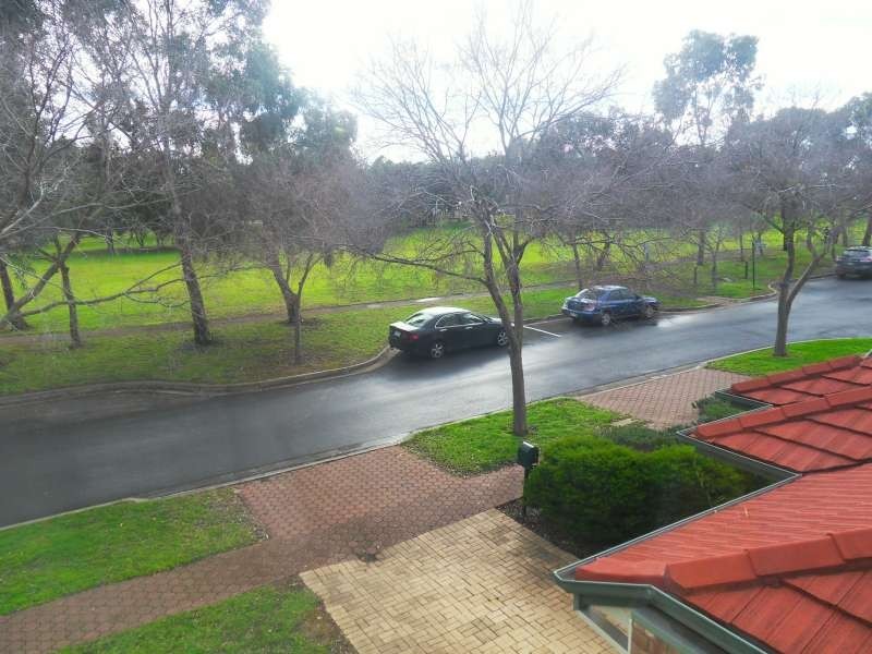 20 Regent Garden Drive, Oakden SA 5086