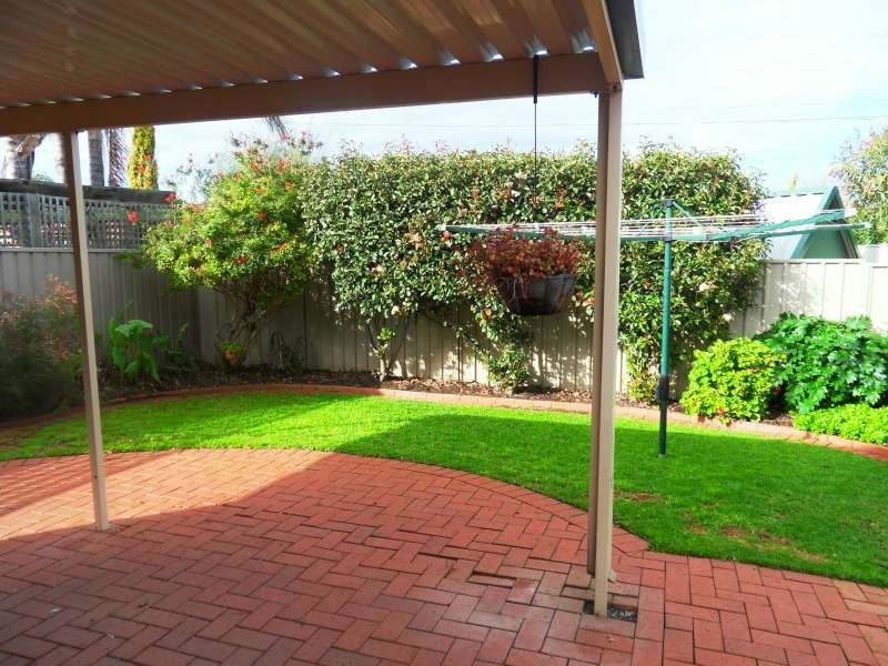 20 Regent Garden Drive, Oakden SA 5086