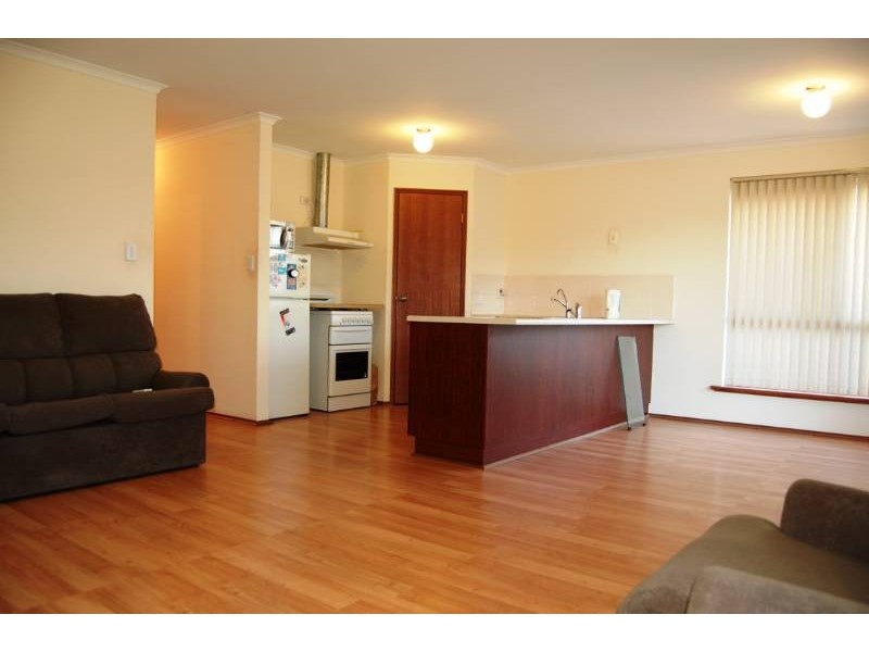 15 Orange Parade, Munno Para West SA 5115