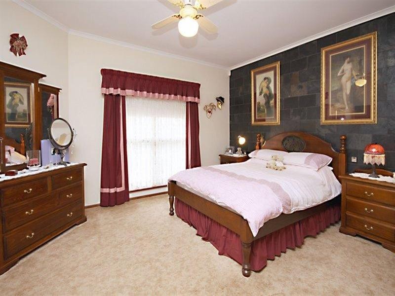 3 Pangari Drive, Fairview Park SA 5126