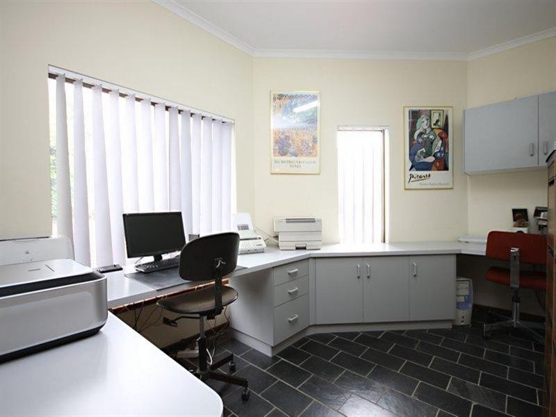 3 Pangari Drive, Fairview Park SA 5126