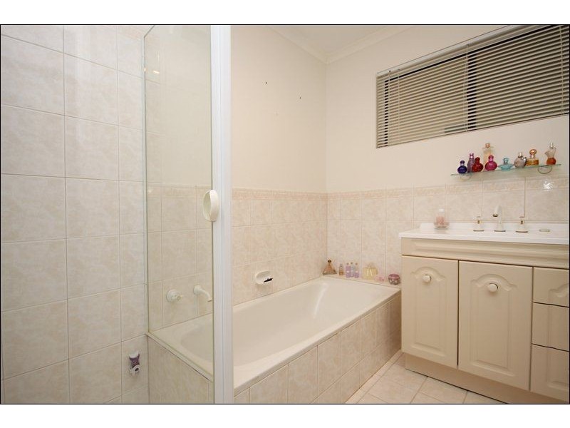 31 Yulinda Terrace, Para Hills SA 5096