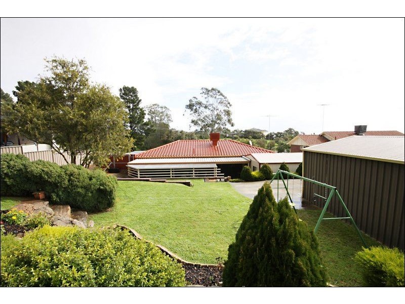 31 Yulinda Terrace, Para Hills SA 5096
