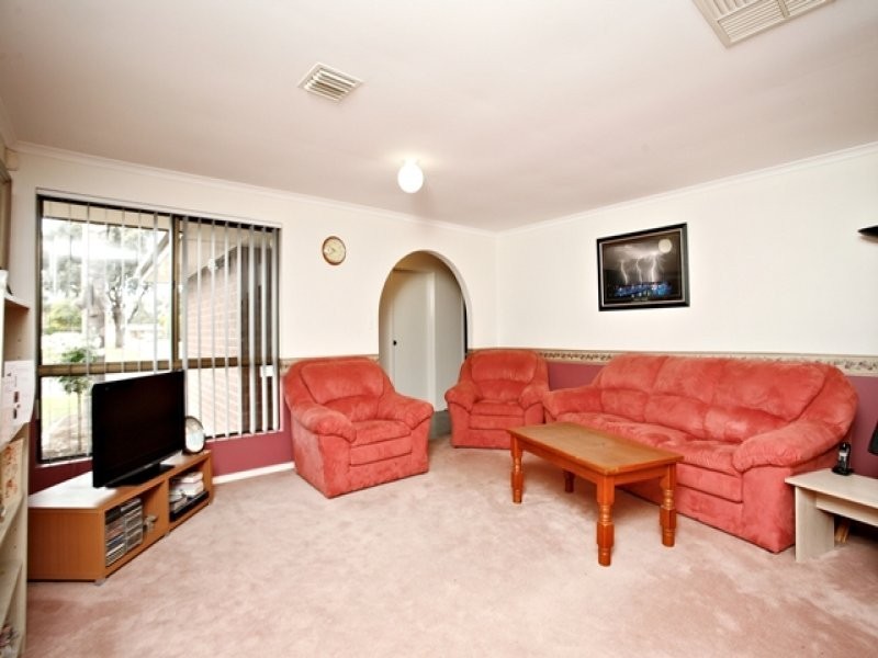 12 Reynolds Drive, Paralowie SA 5108