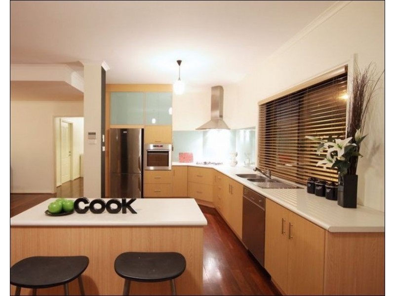 16 Moore Street, Birkenhead SA 5015