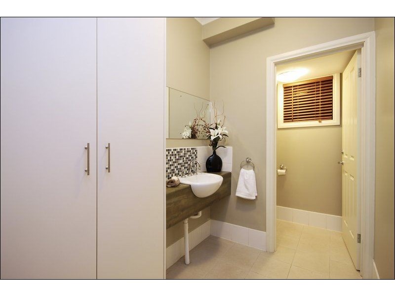 16 Moore Street, Birkenhead SA 5015