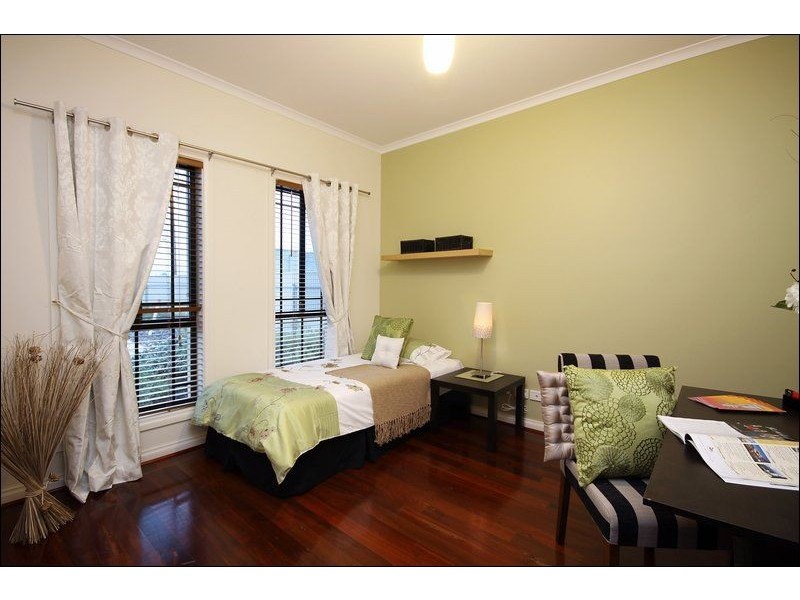 16 Moore Street, Birkenhead SA 5015