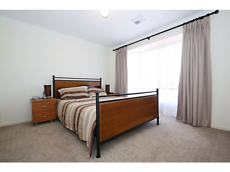 18 Alderney Avenue, Clearview SA 5085