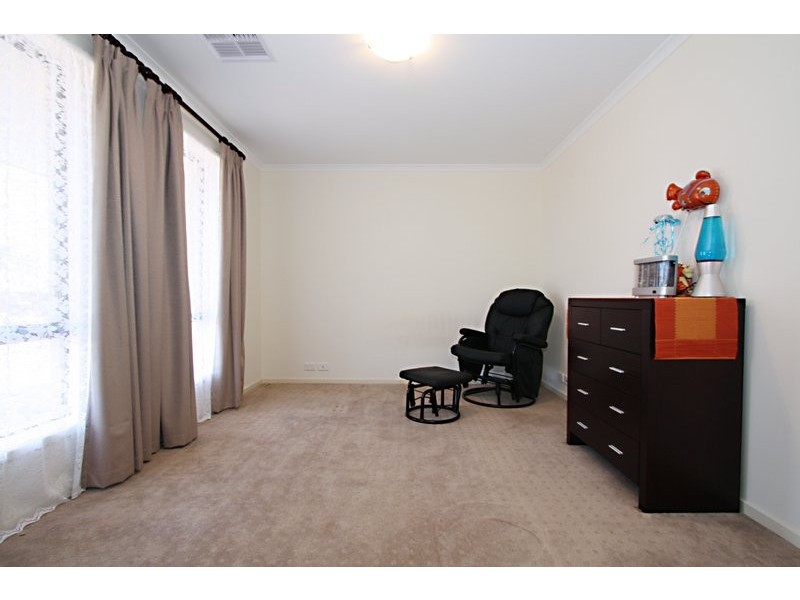 18 Alderney Avenue, Clearview SA 5085