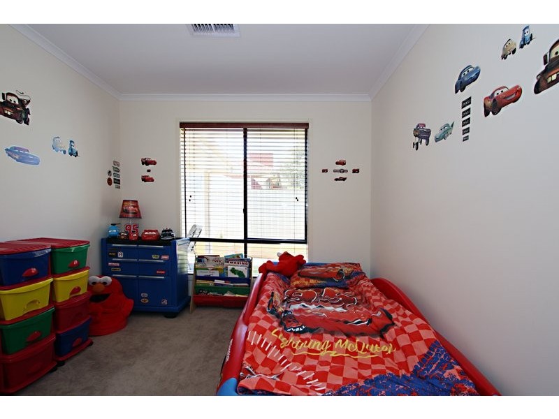 18 Alderney Avenue, Clearview SA 5085