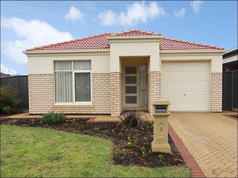9 Oakwood Circuit, Munno Para West SA 5115