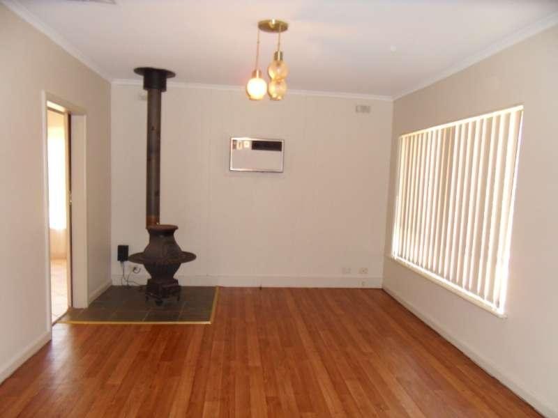 20 Carol Drive, Para Hills SA 5096