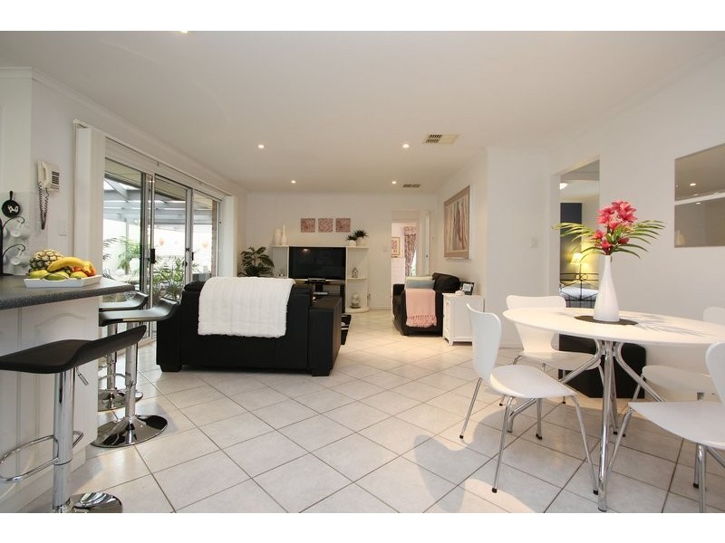 18 Brookside Street, Oakden SA 5086