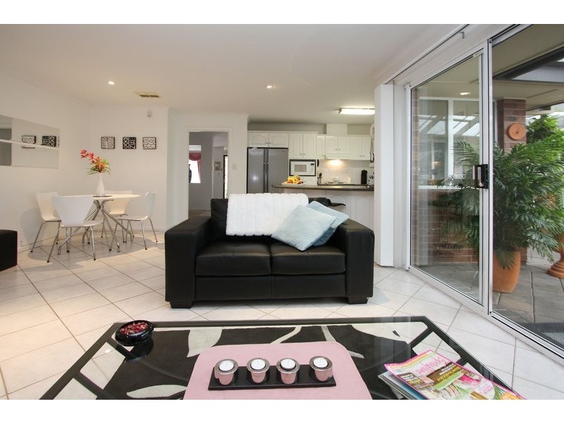 18 Brookside Street, Oakden SA 5086