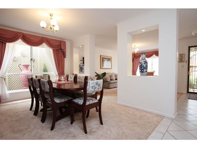 18 Brookside Street, Oakden SA 5086