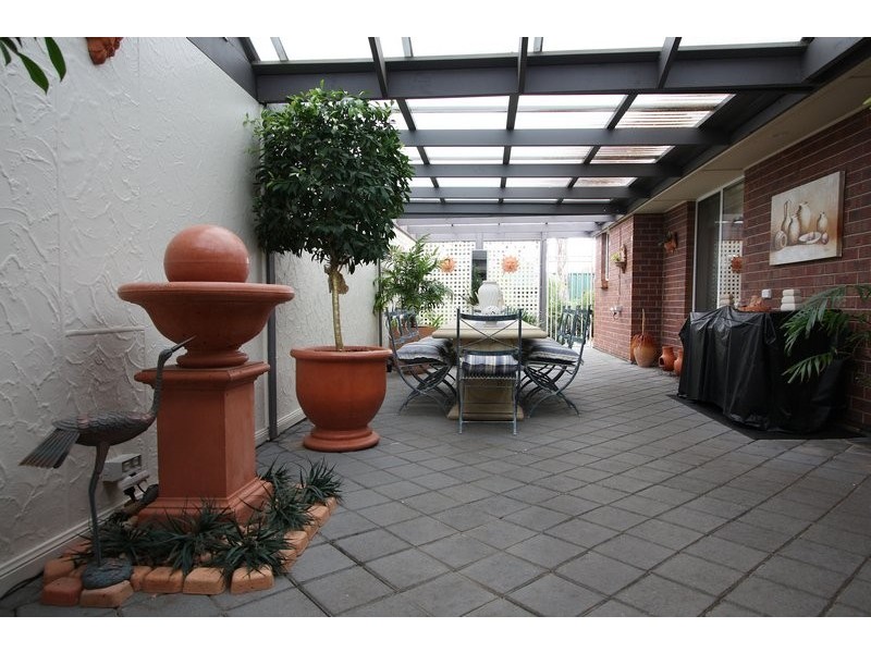 18 Brookside Street, Oakden SA 5086