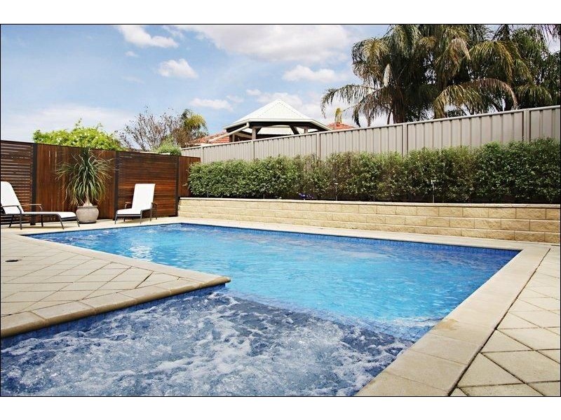 25 Woodland Drive, Oakden SA 5086