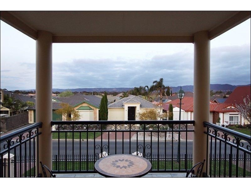 25 Woodland Drive, Oakden SA 5086