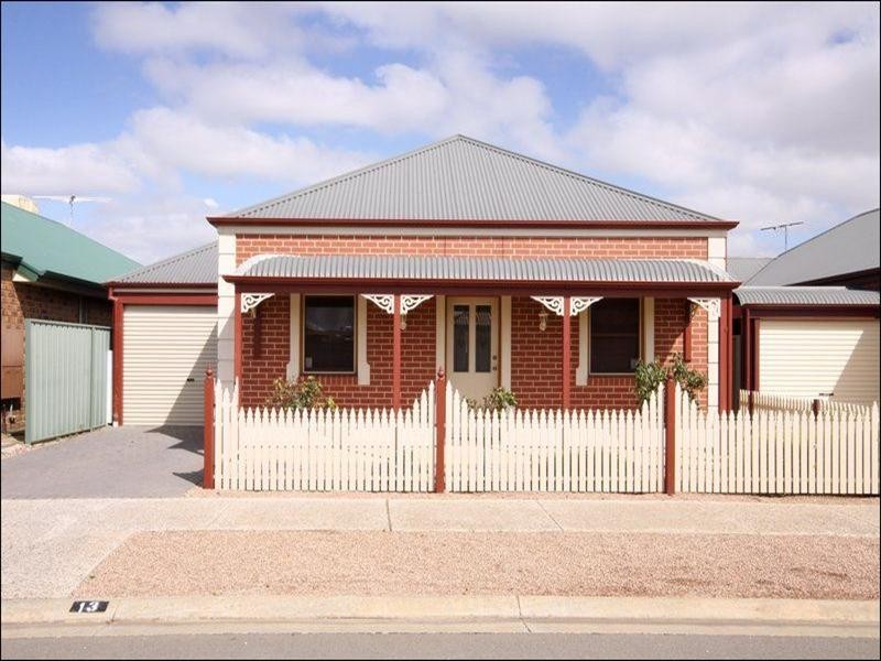 13 Rosella Street, Mawson Lakes SA 5095