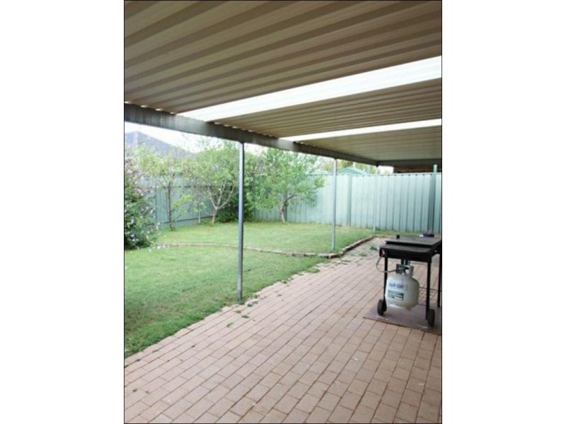 10 Rowe Circuit, Walkley Heights SA 5098