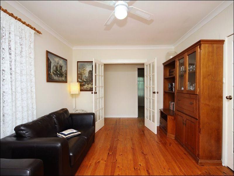 9 Stevens Avenue, Para Hills SA 5096