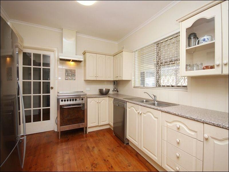 9 Stevens Avenue, Para Hills SA 5096