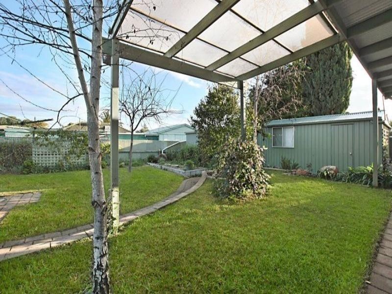 6 Maidos Grove, Valley View SA 5093