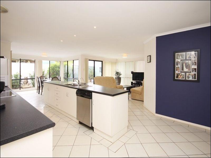 46 RM Williams Drive, Walkley Heights SA 5098