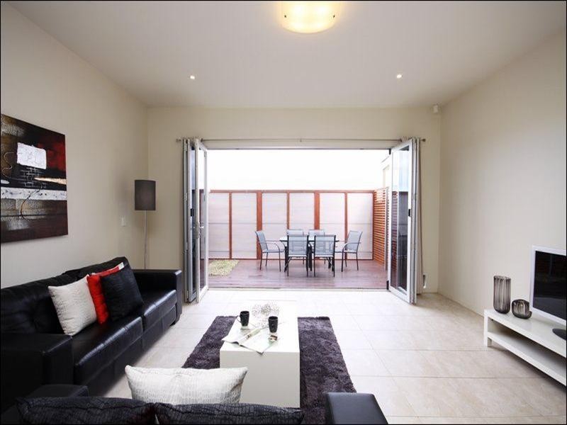 38 The Strand, Mawson Lakes SA 5095