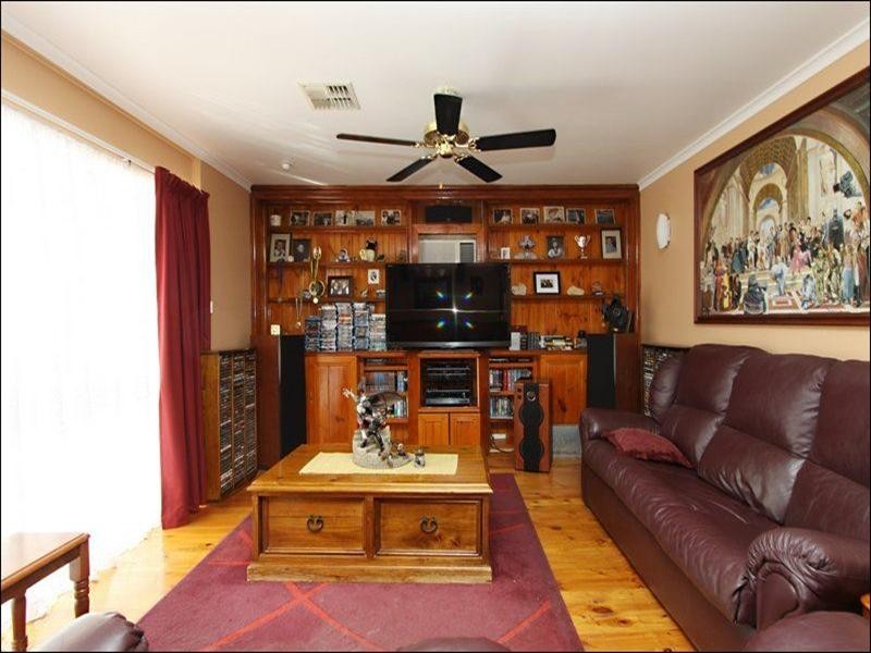 26 Laver Avenue, Gulfview Heights SA 5096