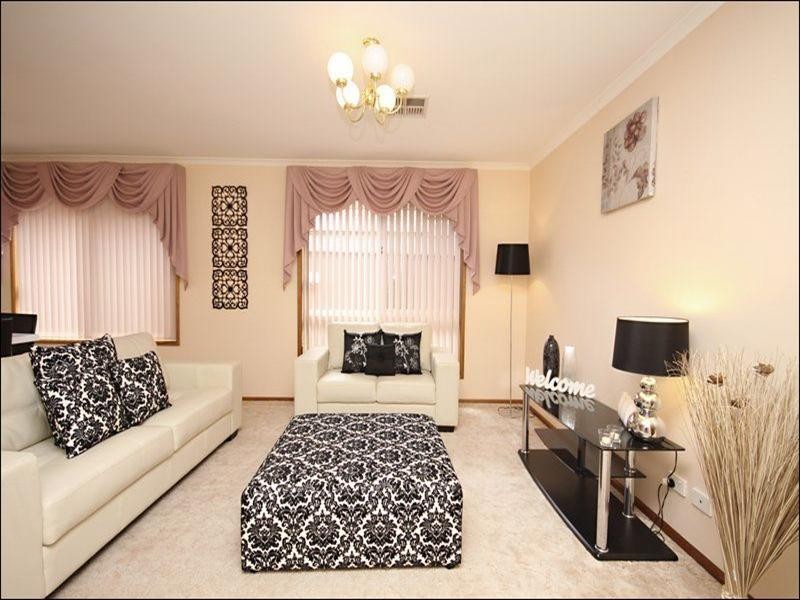 18 Hidcote Circuit, Oakden SA 5086