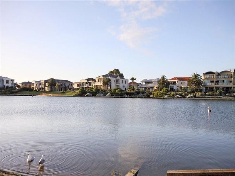 7 Morphett Place, Mawson Lakes SA 5095