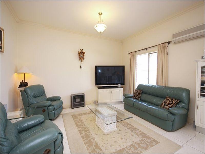 13 Rosella Street, Mawson Lakes SA 5095