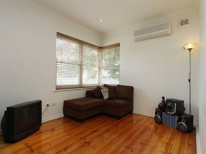 24 Alderney Avenue, Clearview SA 5085