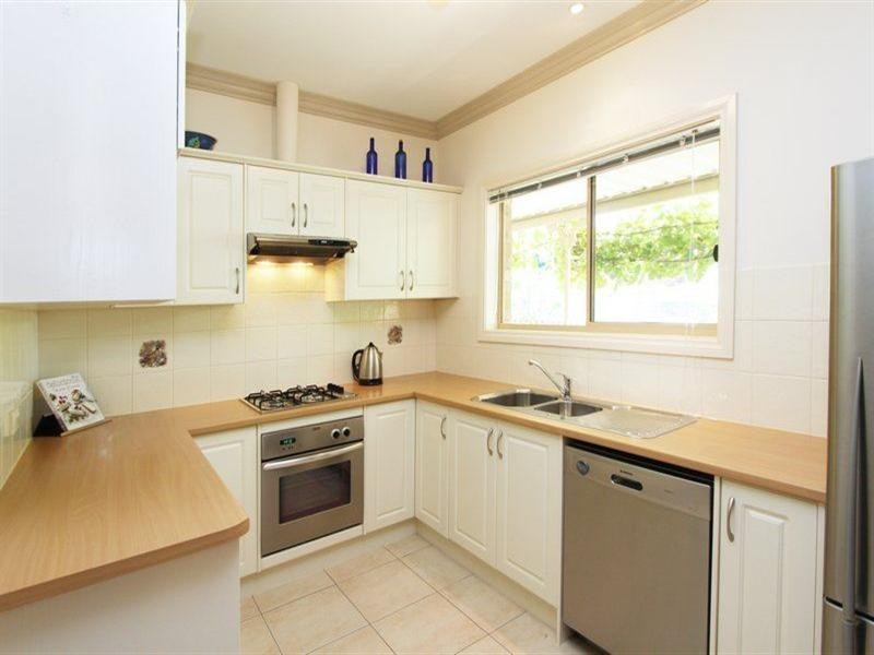 7a Radford Avenue, Clearview SA 5085