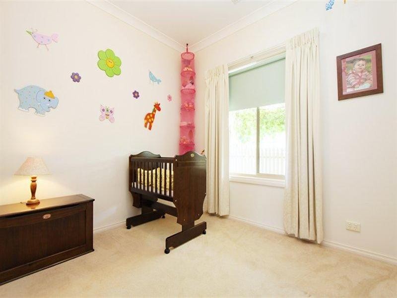 7a Radford Avenue, Clearview SA 5085