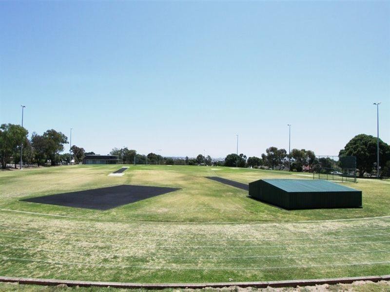 7a Radford Avenue, Clearview SA 5085