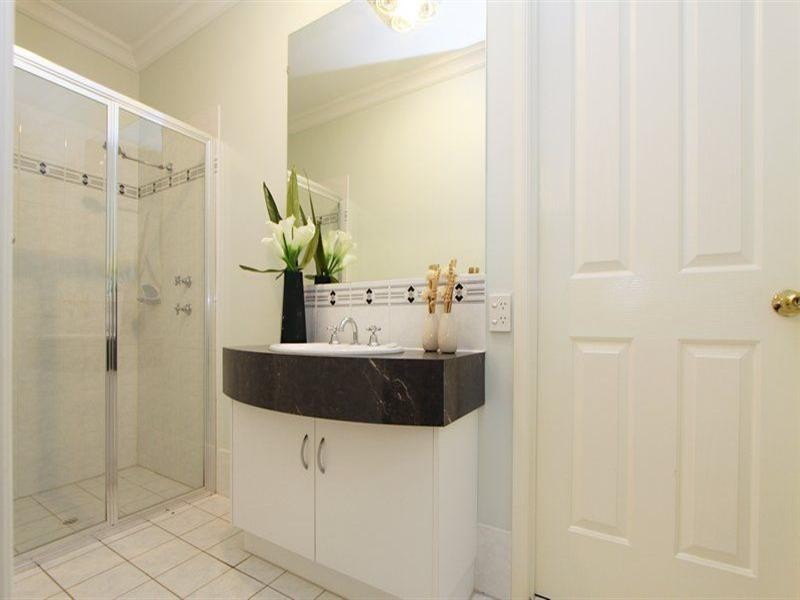 24 Tower Court, Walkley Heights SA 5098