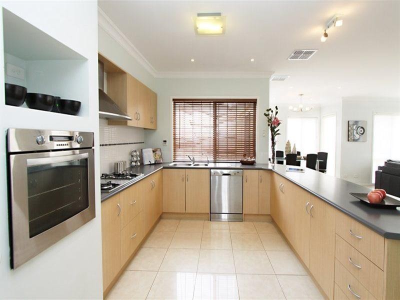 24 Tower Court, Walkley Heights SA 5098