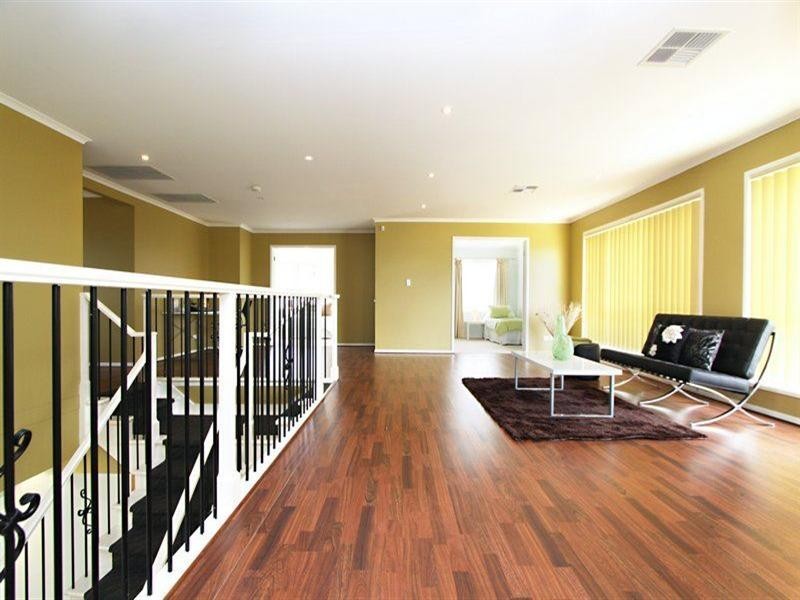 24 Tower Court, Walkley Heights SA 5098