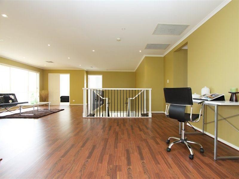 24 Tower Court, Walkley Heights SA 5098