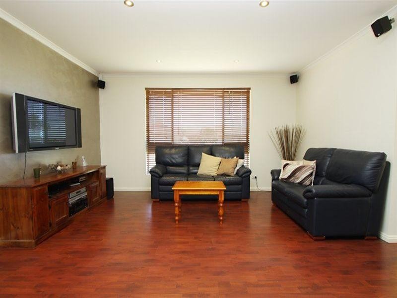 11 Leonis Avenue, Hope Valley SA 5090