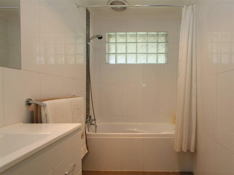 11 Leonis Avenue, Hope Valley SA 5090