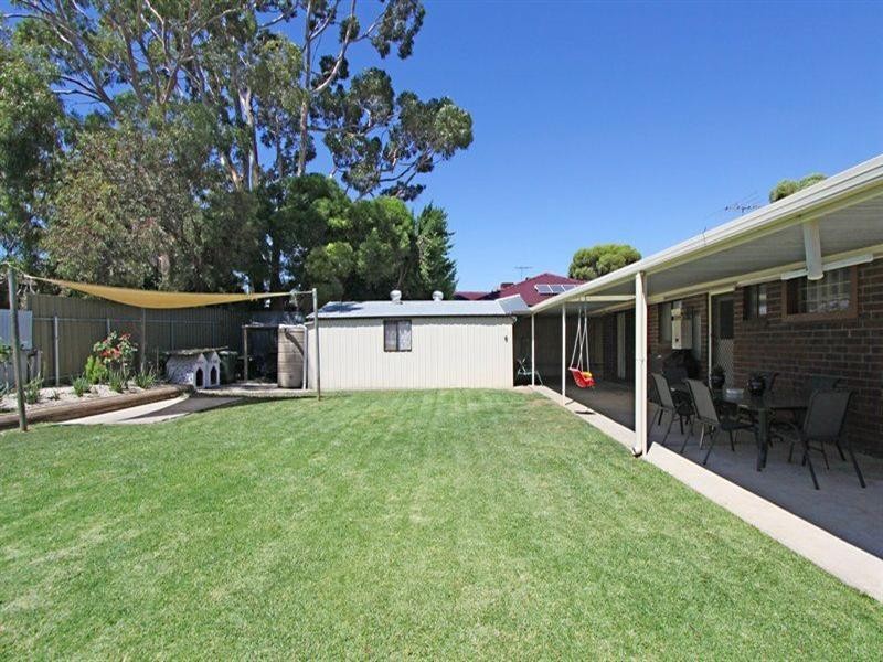 11 Leonis Avenue, Hope Valley SA 5090