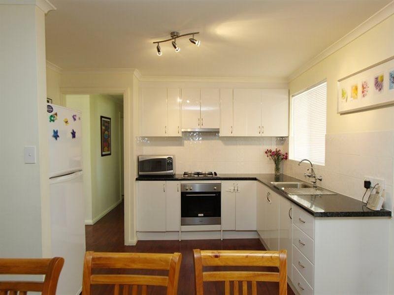 11 Leonis Avenue, Hope Valley SA 5090