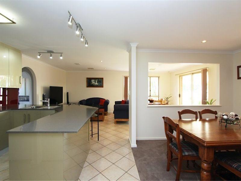 37 Burdekin Avenue, Hillcrest SA 5086